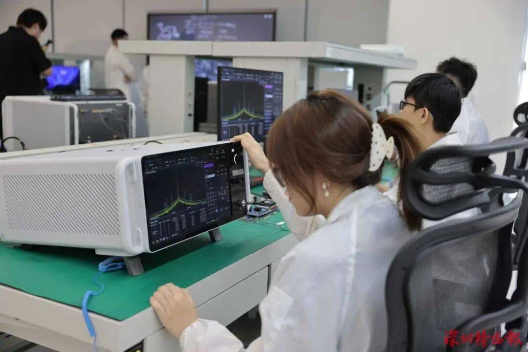 突破封锁<strong></p>
<p>豪迈科技股票</strong>！国产！！可满足3-5nm芯片需求！！！