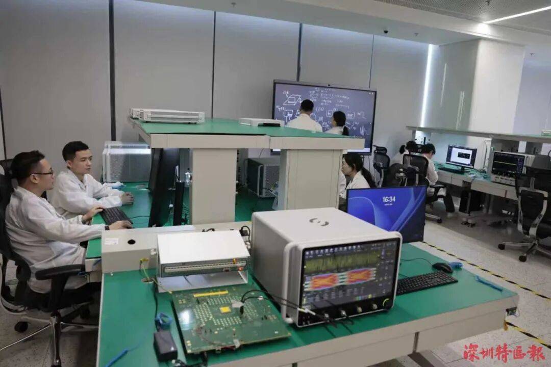 突破封锁<strong></p>
<p>豪迈科技股票</strong>！国产！！可满足3-5nm芯片需求！！！