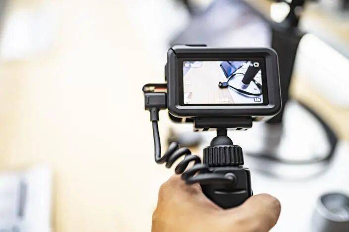 硬刚“背刺”争议<strong></p>
<p>豪迈科技股票</strong>,大疆为何主动降价?