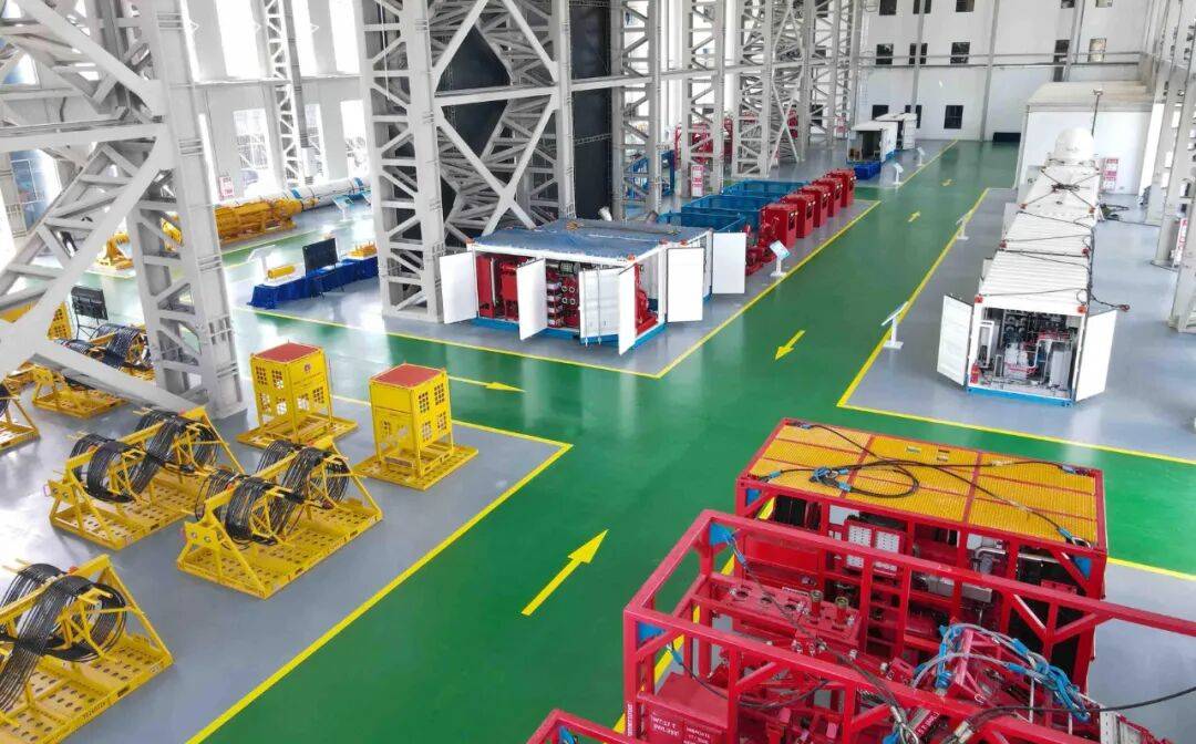 科普 | <strong></p>
<p>永鼎股份股票</strong>我国首个国家级深水油气应急救援基地在海南启用