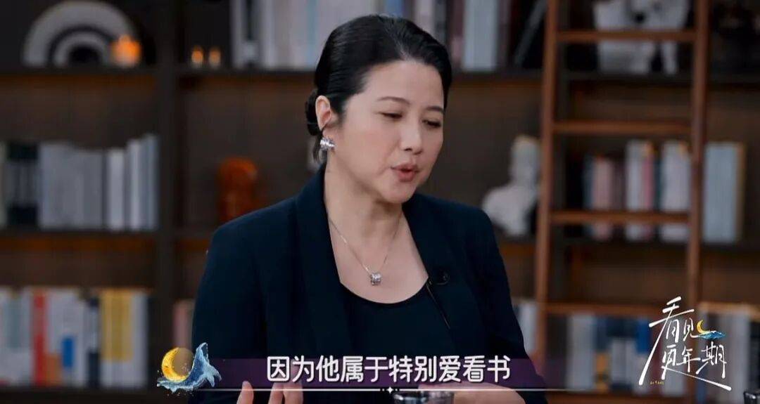 52岁影后颜丙燕公开小20岁男友:他知道我将步入更年期<strong></p>
<p>永鼎股份股票</strong>,已甜蜜相恋5年,两人出门必须手拉手