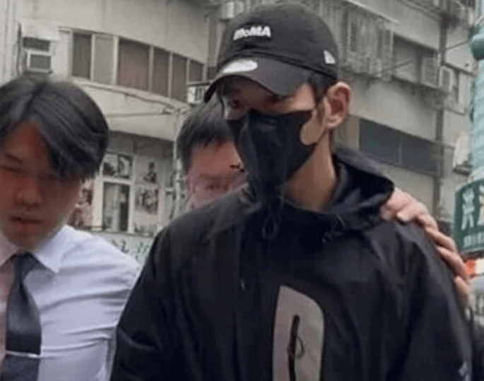 演员贾静雯回应修杰楷被拘提：震惊不已，孩子目睹父亲被上铐受惊吓