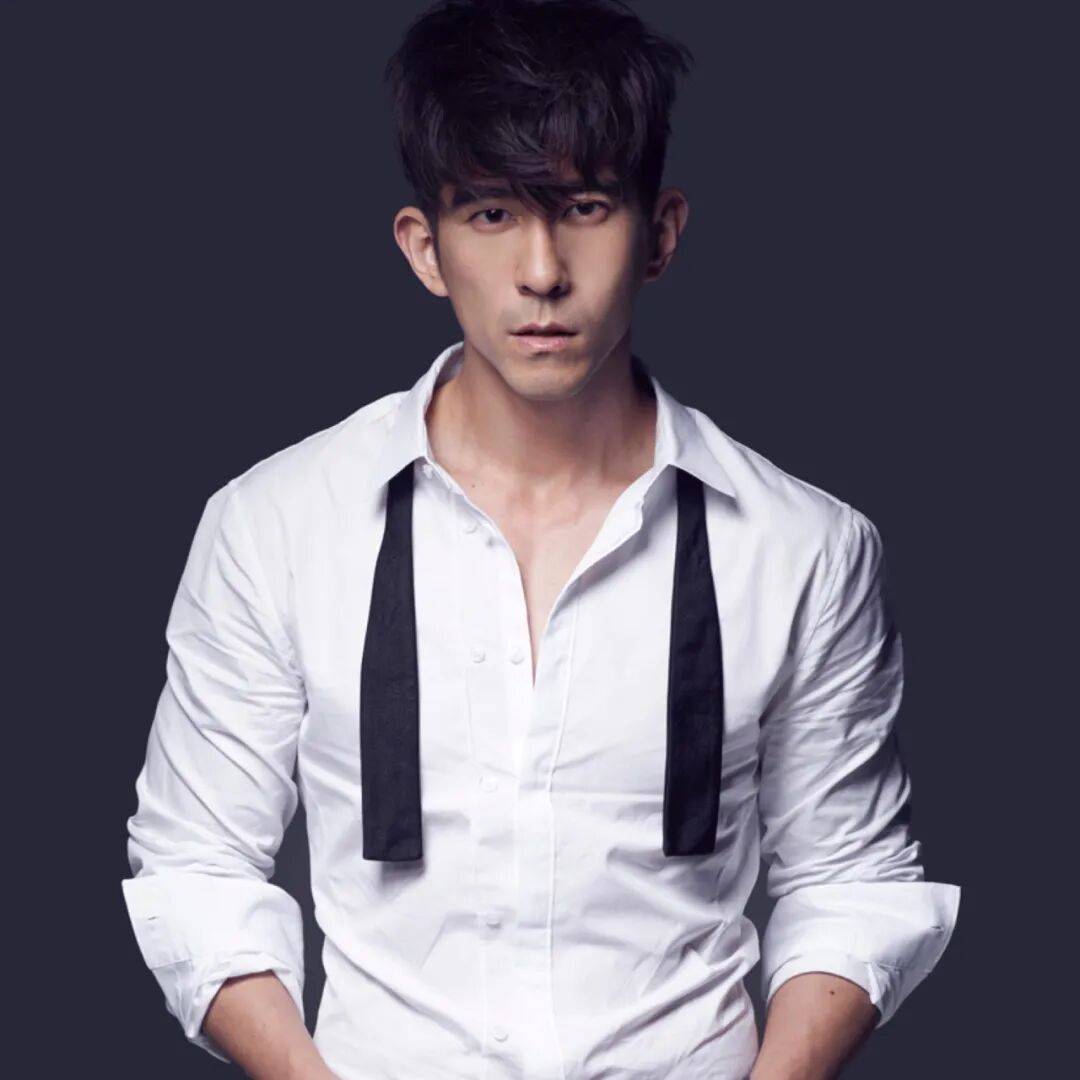 演员贾静雯回应修杰楷被拘提:震惊不已<strong></p>
<p>云南白药股票</strong>,孩子目睹父亲被上铐受惊吓