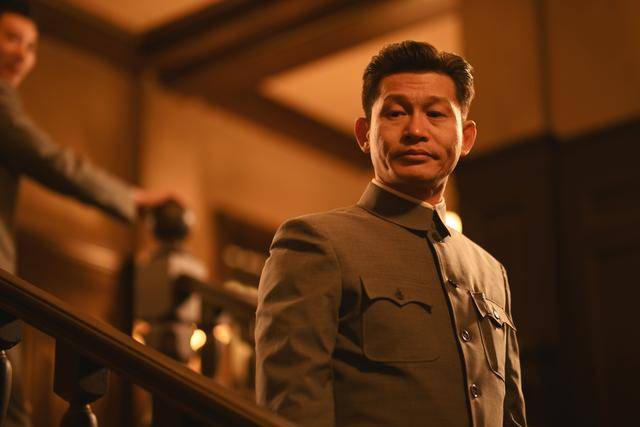 《沉默的荣耀》中出演谷正文出圈<strong></p>
<p>陕西能源股票</strong>，演员余皑磊：保持“千人千面”，在创作的痛苦中快乐