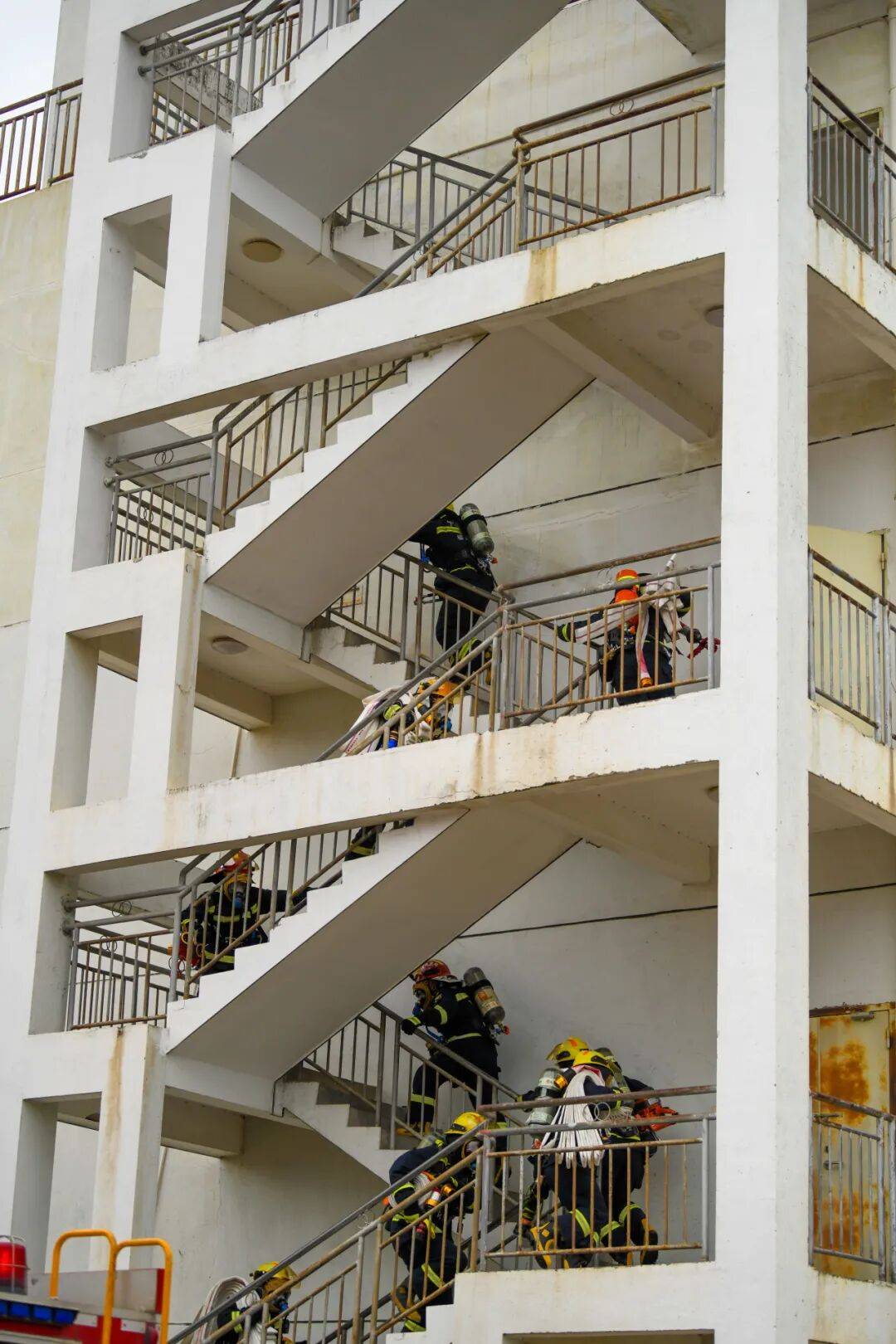 燃动赛场<strong></p>
<p>三友化工股票</strong>！三明消防激战 2025全省岗位练兵“龙虎榜”比武