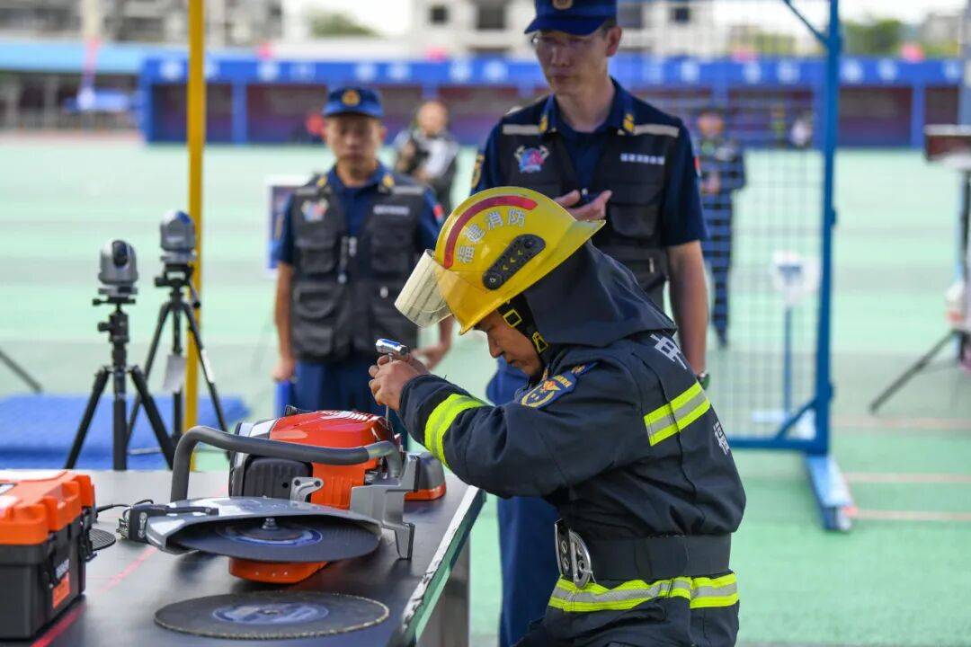 燃动赛场<strong></p>
<p>三友化工股票</strong>！三明消防激战 2025全省岗位练兵“龙虎榜”比武