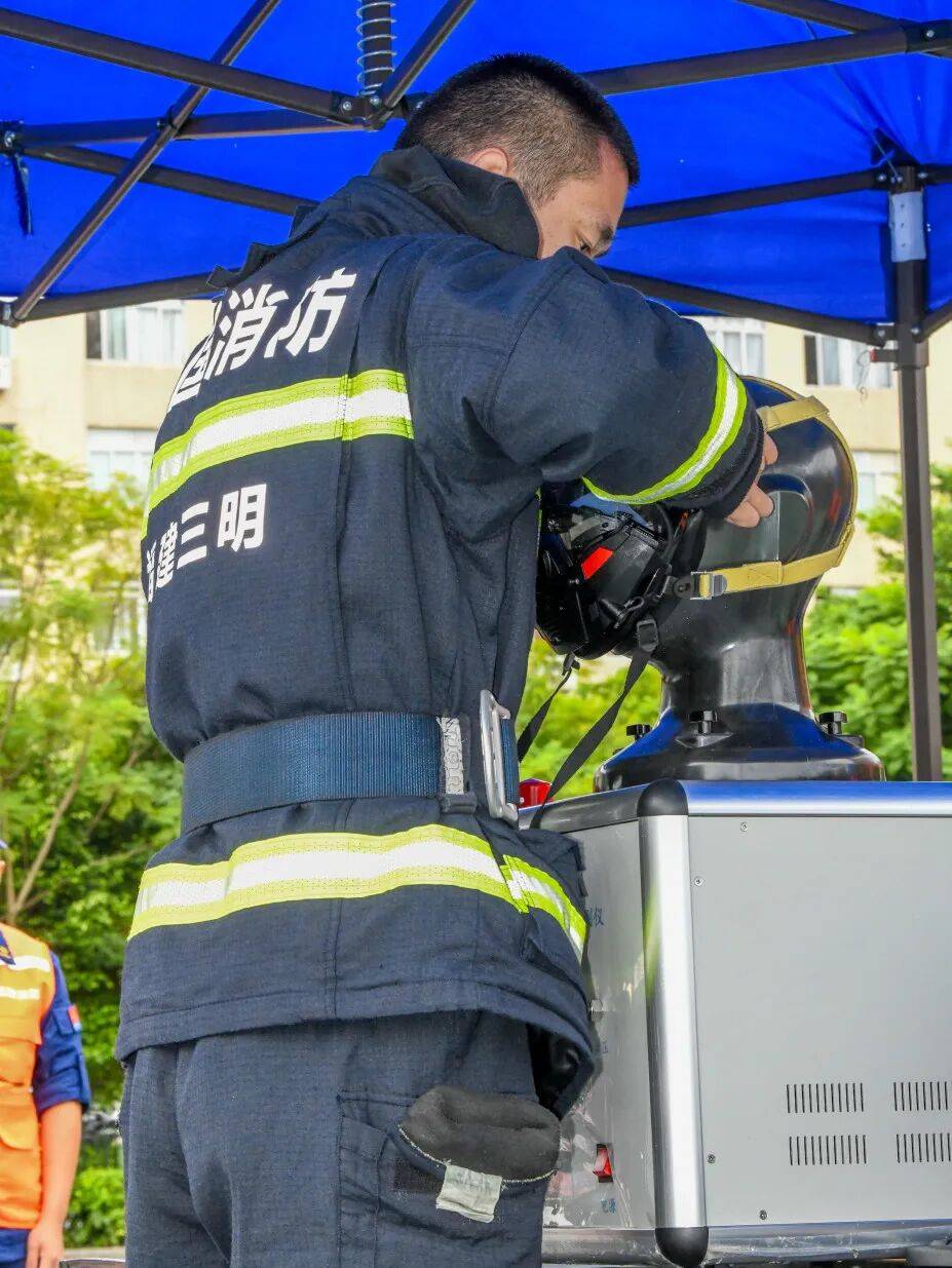 燃动赛场<strong></p>
<p>三友化工股票</strong>！三明消防激战 2025全省岗位练兵“龙虎榜”比武