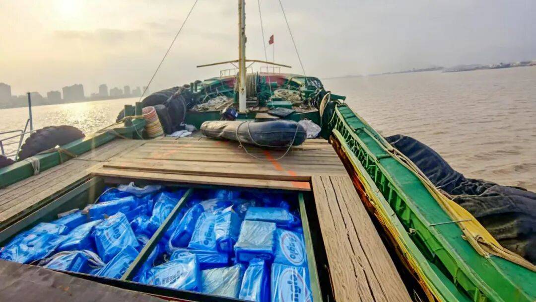 半年出海7次<strong></p>
<p>三友化工股票</strong>，神秘渔船从未带回1条鱼，背后是一桩大案！