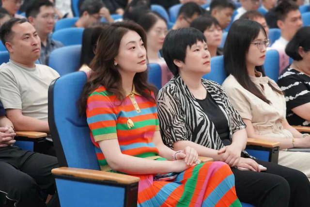 宗馥莉“心腹”祝丽丹离职<strong></p>
<p>山西汾酒股票</strong>!曾是娃哈哈核心高管