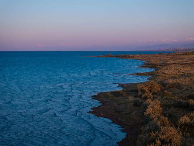 青年说 | 到中亚<strong></p>
<p>英特尔股票</strong>，奔赴一场激动人心的“探秘”