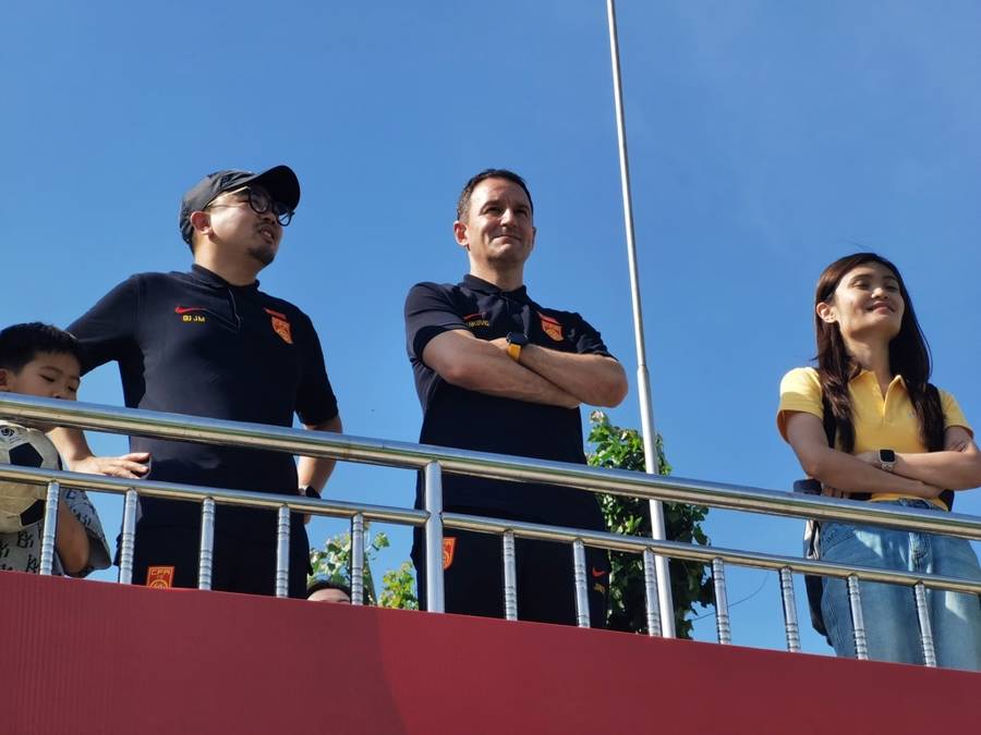 全球选聘四个月<strong></p>
<p>厦门港务股票</strong>,招来只有一年执教经历的本土教练,国足新帅竟是邵佳一