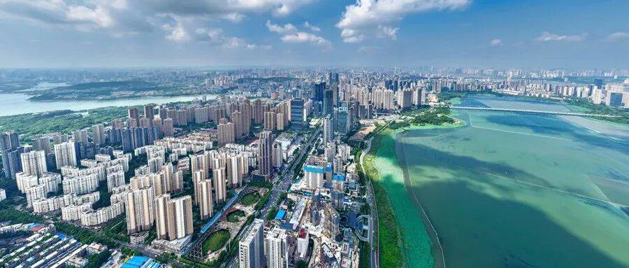 消费十强城市洗牌<strong></p>
<p>神州泰岳股票</strong>,中西部的逆袭?