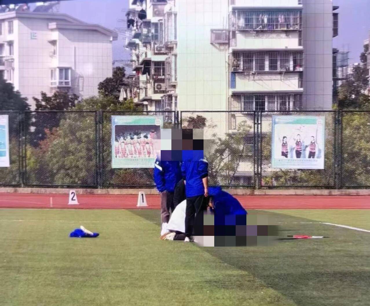 南京一学生在运动会上跑200米时倒地去世<strong></p>
<p>七匹狼股票</strong>，官方：深感痛心，已与亲属沟通妥善处理