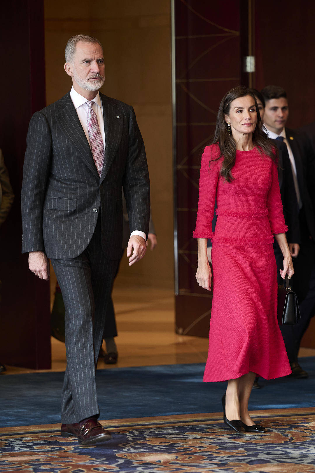 西班牙国王访华首站成都：从经贸到香茶<strong></p>
<p>七匹狼股票</strong>，释放哪些合作信号？