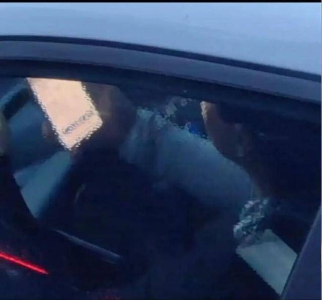 北京交警:群众通过“随手拍”举报的分心驾驶等违法行为<strong></p>
<p>龙湖股票</strong>,已查处