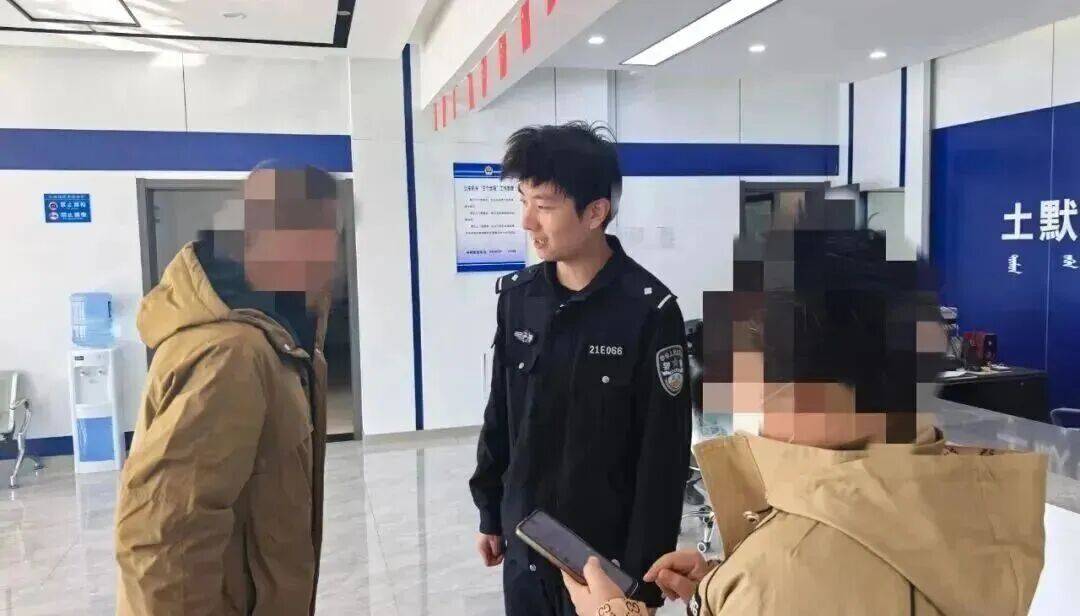 男子彩票中奖太兴奋<strong></p>
<p>鄂尔多斯股票</strong>,拍照发业主群分享,隔天奖金被邻居冒领……