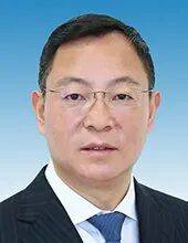 云南省委原常委、省政府原副省长李石松(大理籍）受贿1亿多被判处有期徒刑十五年