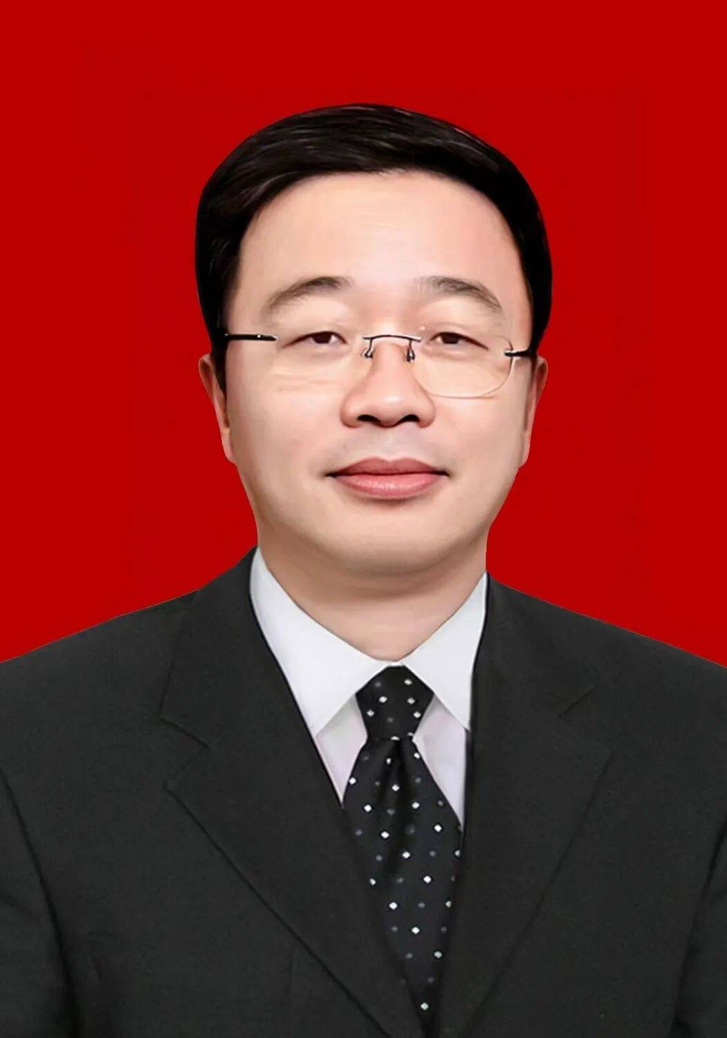 主动向组织交代问题<strong></p>
<p>山推股份股票</strong>，吉林省财政厅党组书记、厅长陈宇龙接受审查调查