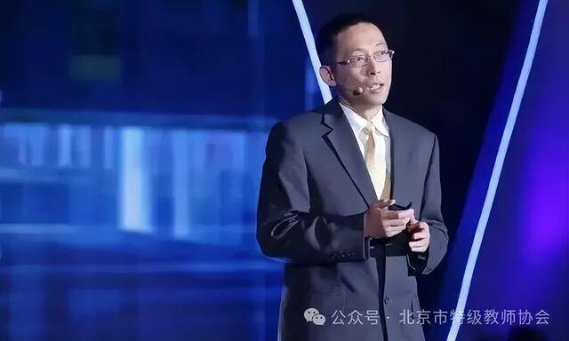 施一公:无论什么学科<strong></p>
<p>今天股票行情</strong>,物理、工程、生物、文科,我认为最不重要的是智商!