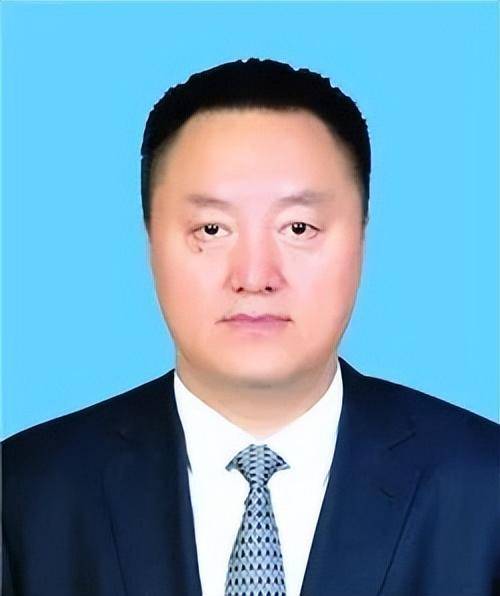 郭冀平被查<strong></p>
<p>华新水泥股票</strong>,曾任市长、厅长