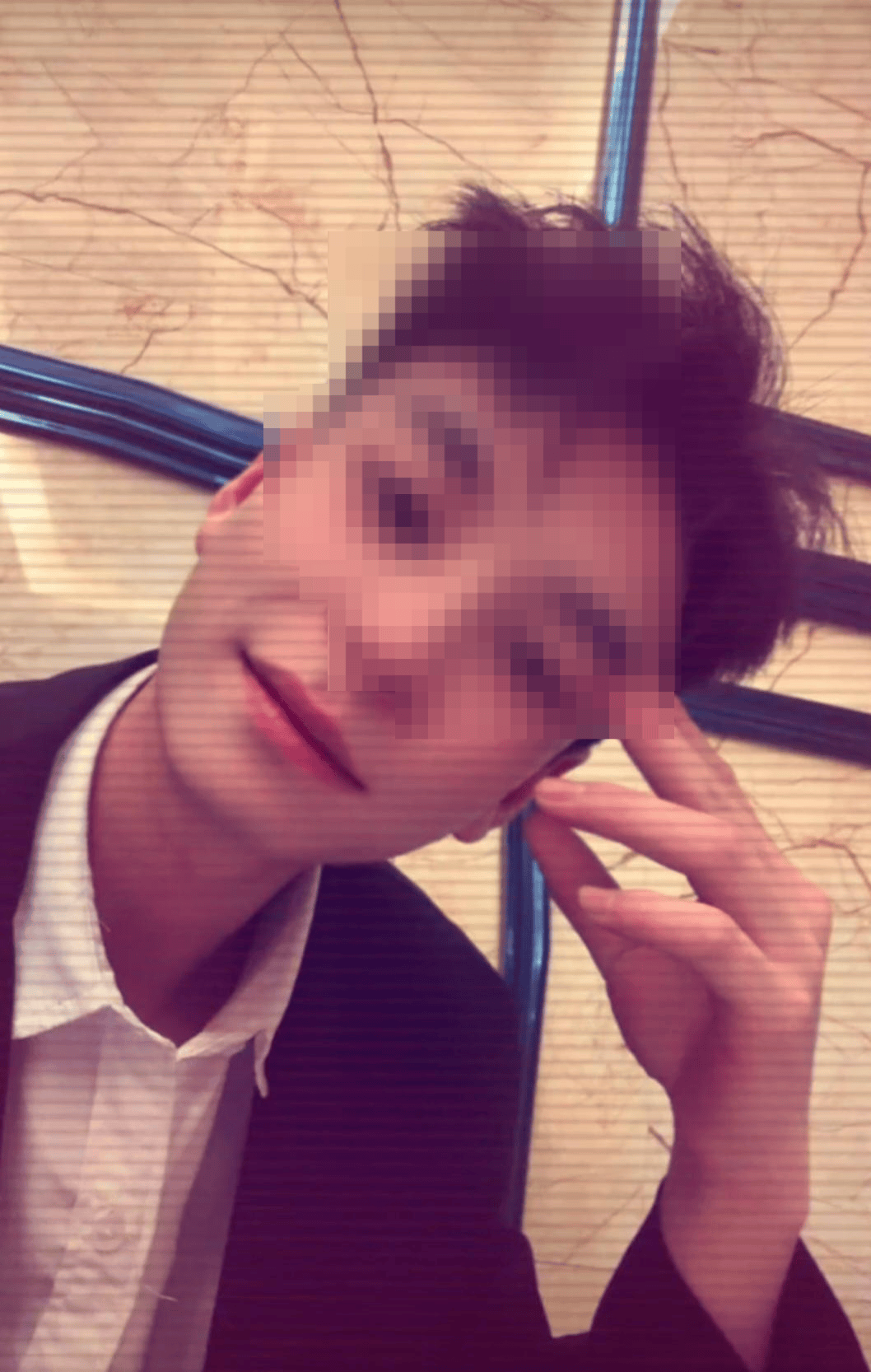 19岁小伙为救跳河女友溺亡<strong></p>
<p>华新水泥股票</strong>，家人称他不会游泳 律师：男女朋友在法律上无明确救助义务