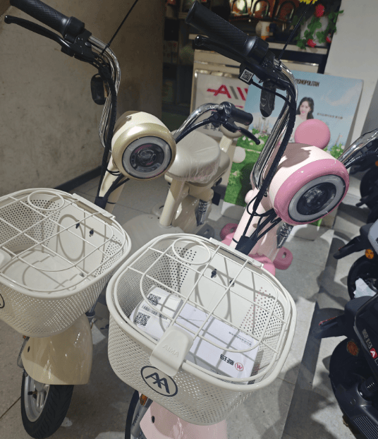 旧国标“小电驴”正式禁售<strong></p>
<p>华新水泥股票</strong>，新车型普遍涨价300元，市场现旧国标“0公里二手车”