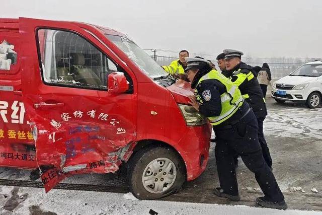 外交部发言人毛宁点赞山东德州交警<strong></p>
<p>天音控股股票</strong>!