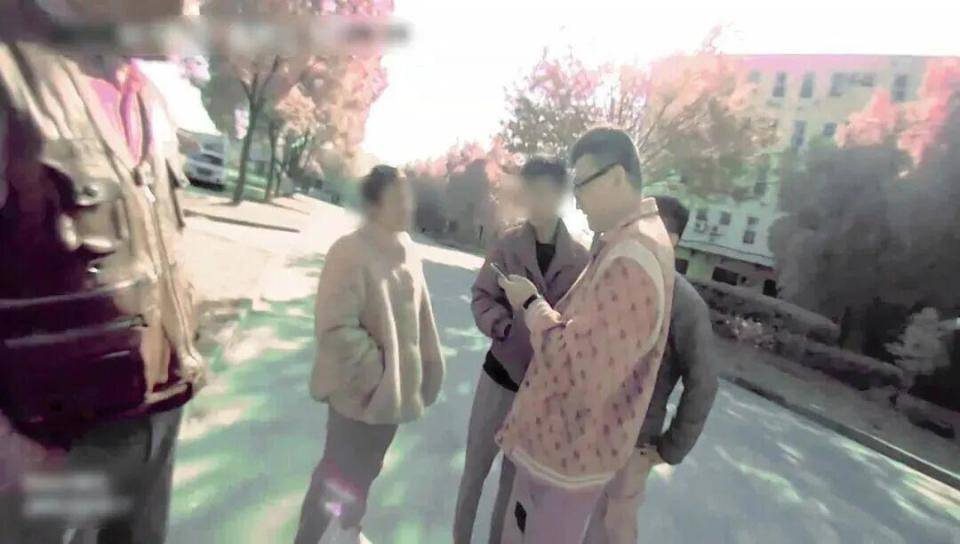 妈妈取30万“彩礼”给儿子订婚<strong></p>
<p>两面针股票</strong>,儿子一脸迷茫:我不知道我要结婚了