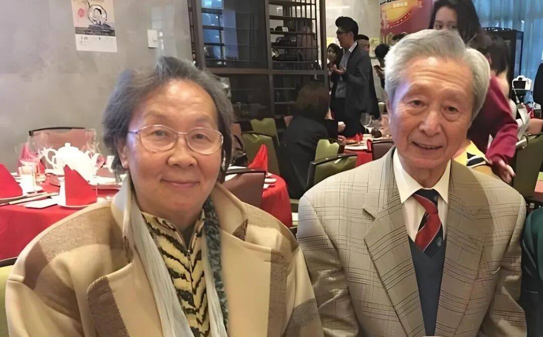 钟瑞去世<strong></p>
<p>两面针股票</strong>!宋世雄永别爱妻!