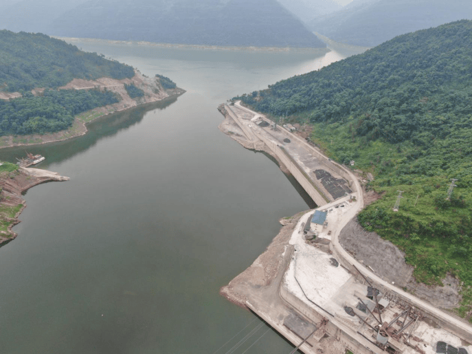 重庆市委市政府严肃问责92人<strong></p>
<p>亚盛集团股票</strong>，其中厅级干部22人