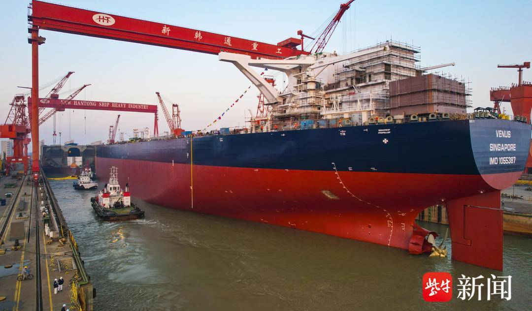 长332.9米<strong></p>
<p>羚锐制药股票</strong>，宽60米开门红！镇江史上最大新造船顺利出坞拖带