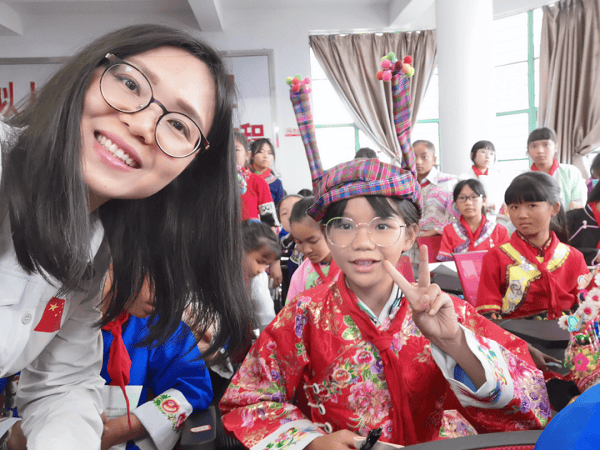 突然爆火！浙大女博士一个月涨粉超50万<strong></p>
<p>黄金股票</strong>，“我是过了把瘾”！网友：丝滑入脑……