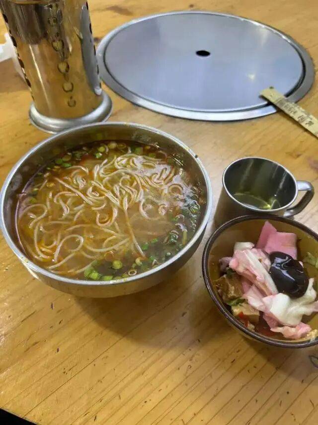 四川乐山“续面事件”新进展：面馆涉嫌违法<strong></p>
<p>顺发恒业股票</strong>，民警处警不规范交督察部门处理，顾客获500元补偿已捐赠